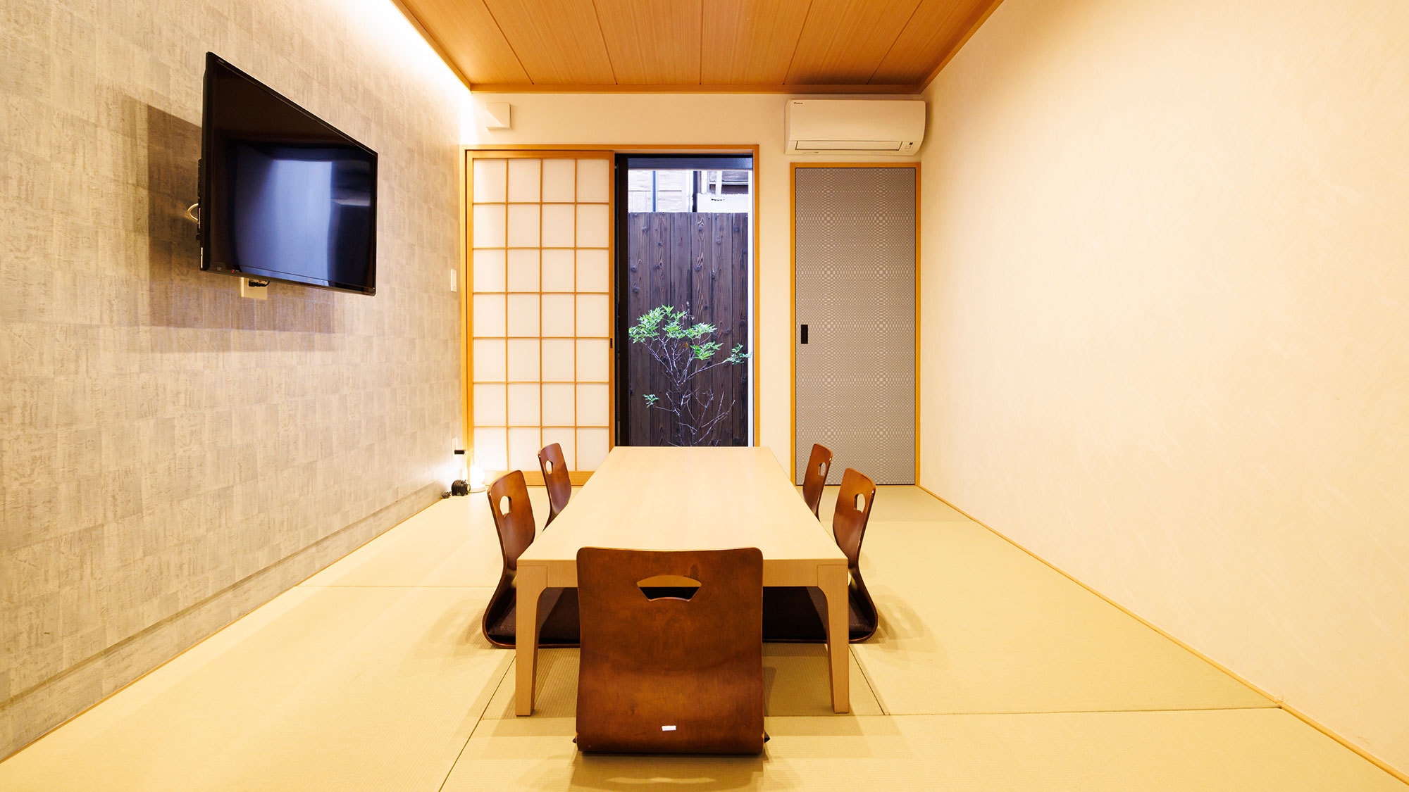 【連泊割】2泊以上の滞在におすすめ★町家に宿泊★下駄を履いて壬生（みぶ）エリアの散策をお楽しみ下さい