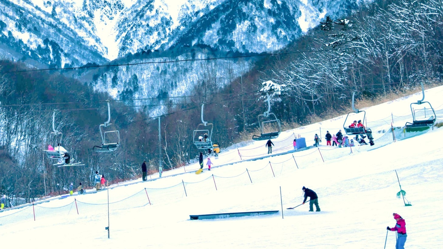 【鹿島槍スキー場／１日リフト券付プラン】Wi-Fi・フリードリンク有《素泊り》温泉徒歩圏内