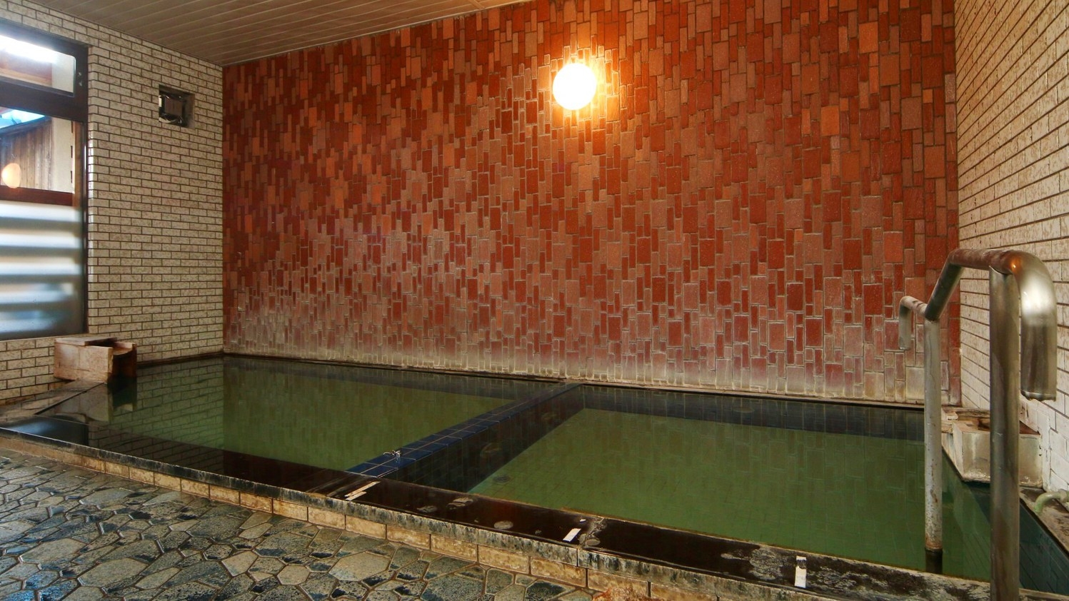 【爺ガ岳スキー場／１日リフト券付プラン】Wi-Fi・フリードリンク有《素泊り》温泉徒歩圏内