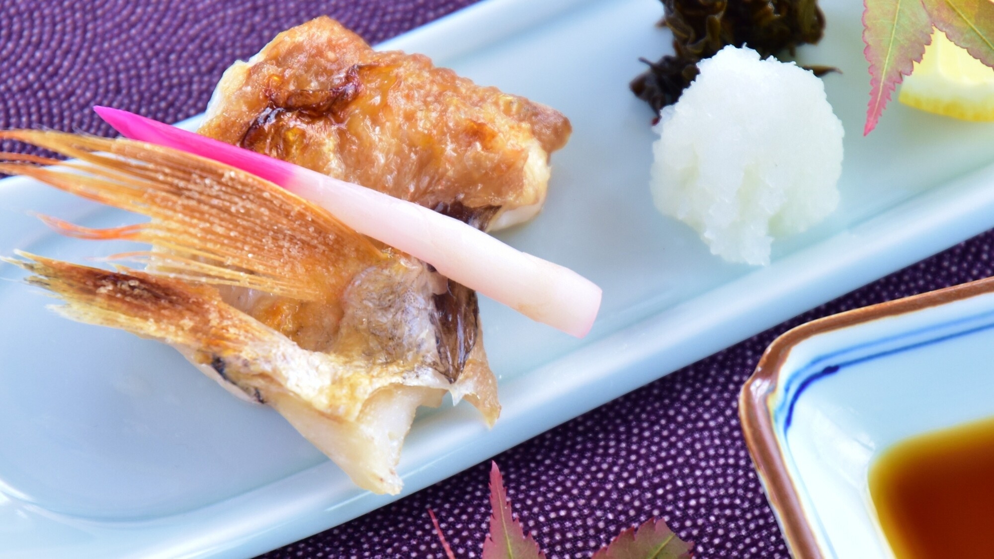 【旬を極める秋の特選加賀料理】鴨の治部煮とのど黒塩焼きを味わう〜黒百合〜