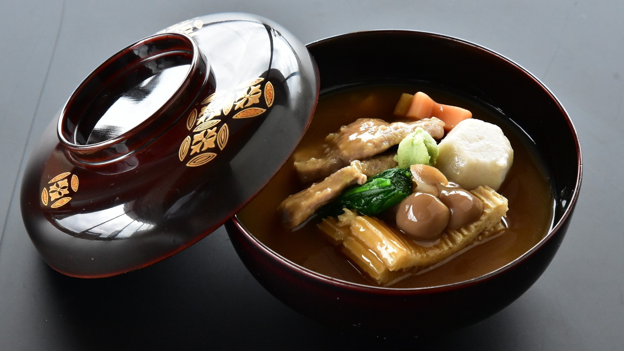 【涼味薫る夏の特選加賀料理】鴨の治部煮とのど黒塩焼きを味わう〜黒百合〜
