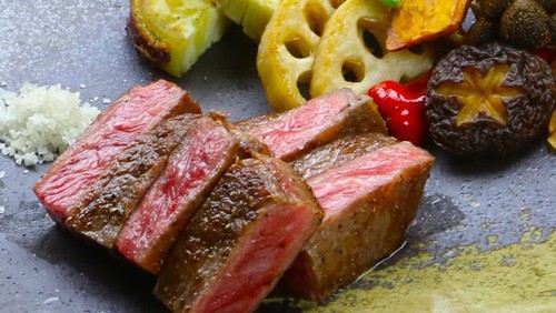 能登牛ロースステーキ