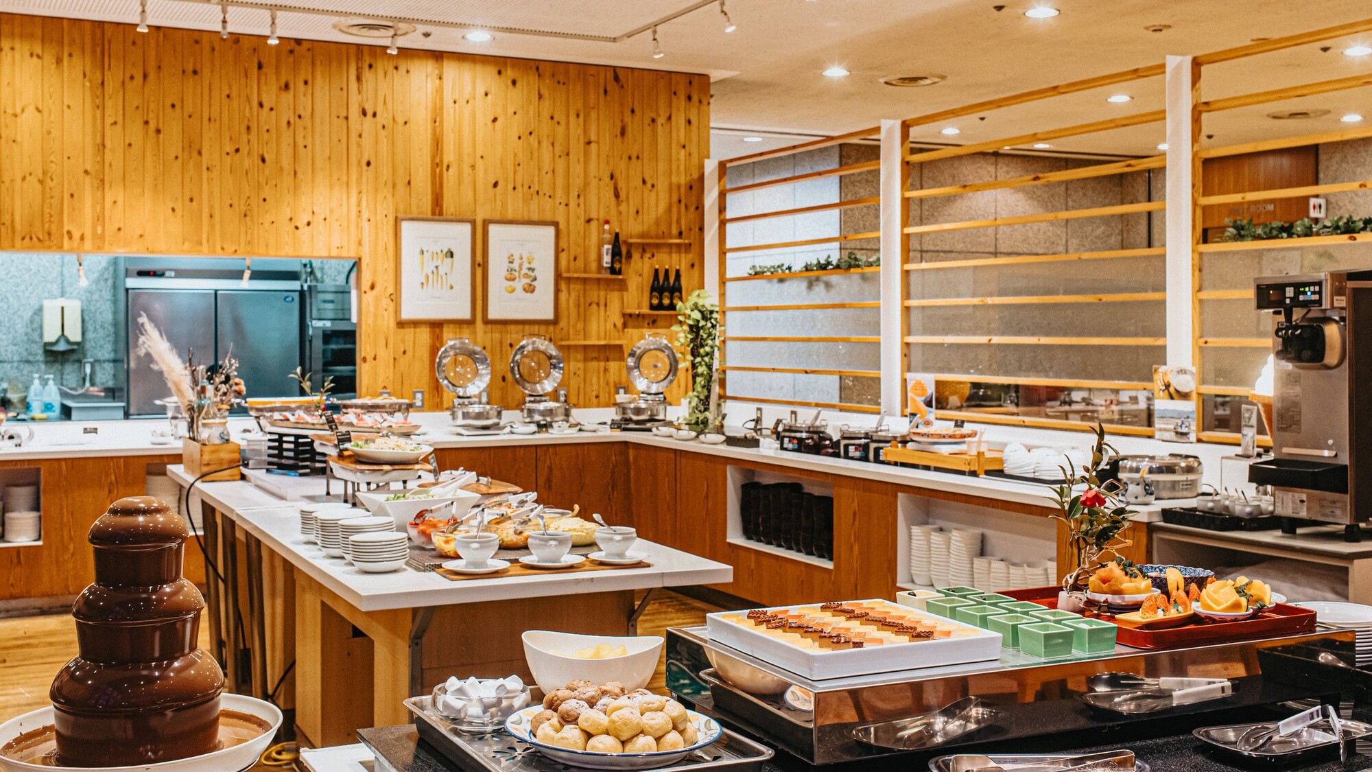 夕食バイキング