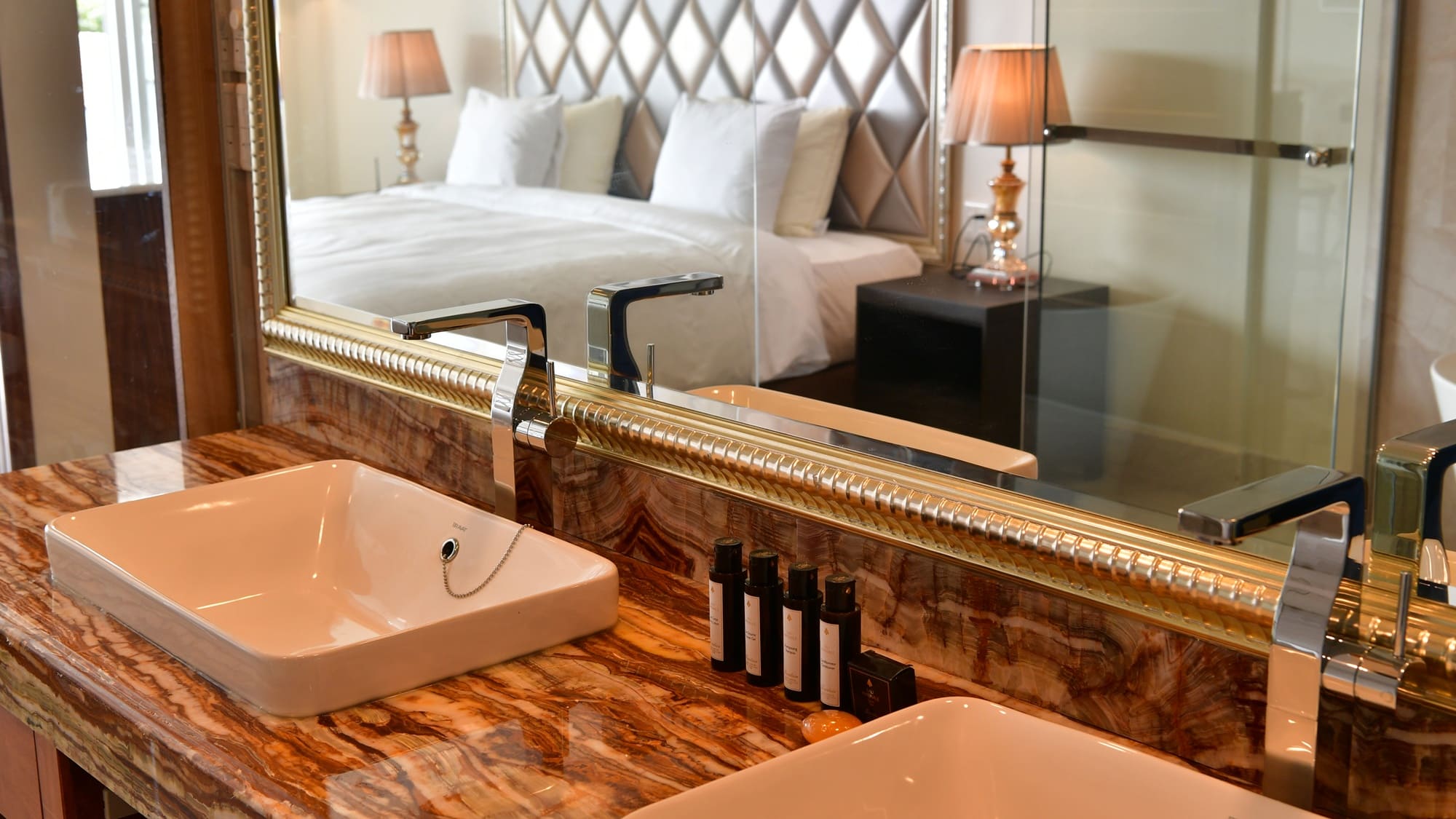 ロイヤルスイート　洗面