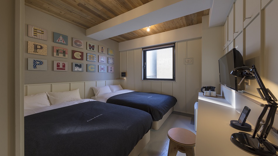 大阪のプロジェクター付きホテル_KAMON HOTEL なんば