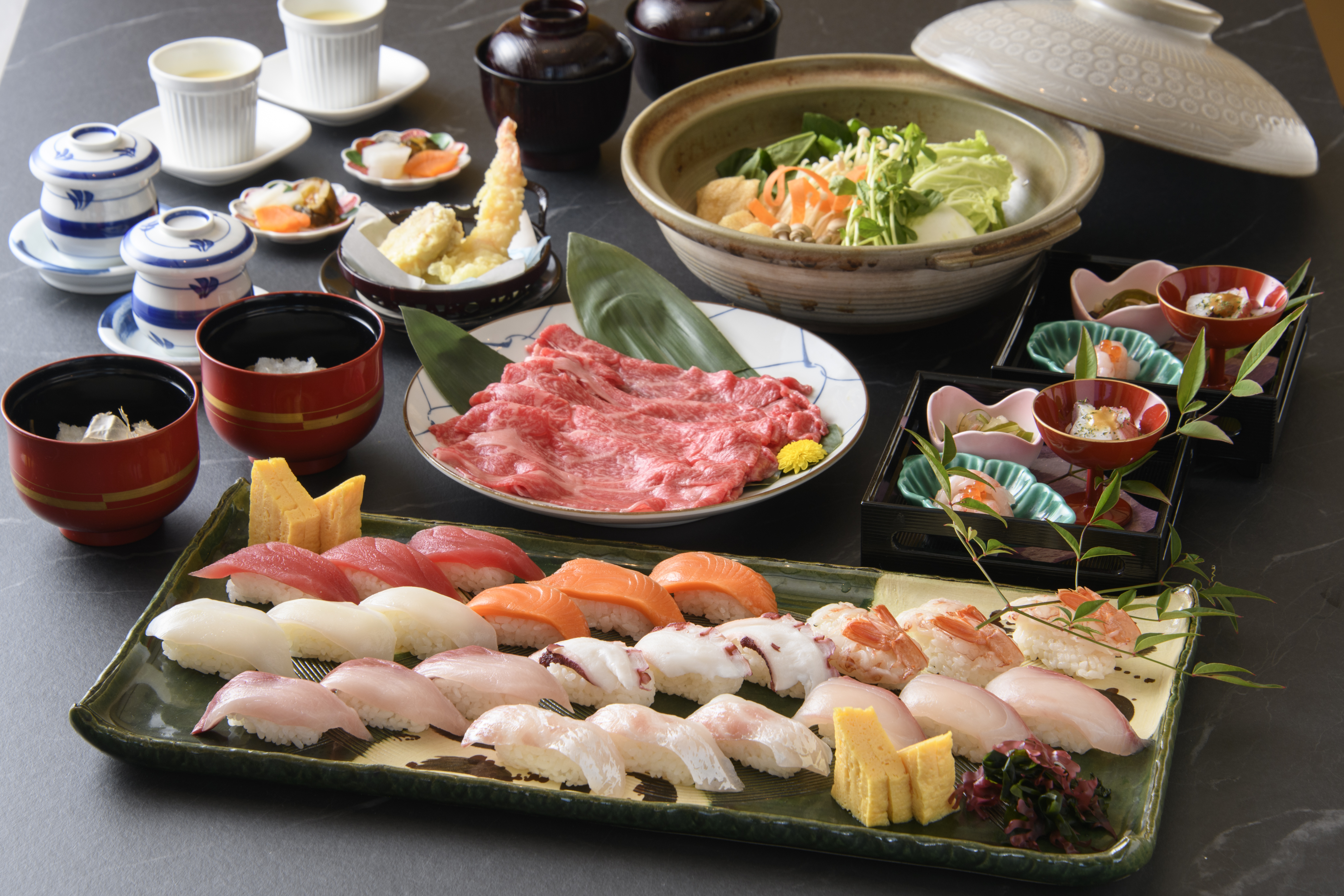 会席料理・握り寿司