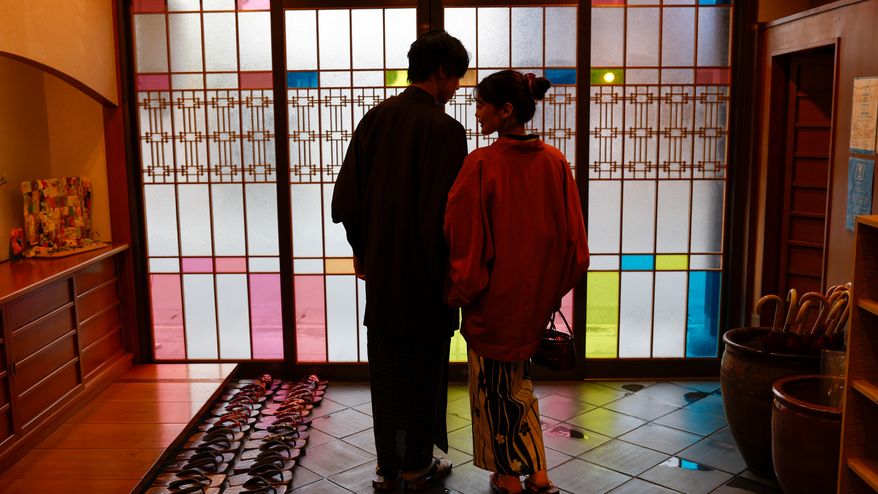 ［素泊り／現金特価］おとな専用湯宿　駅チカ約2分／VOD／貸切温泉／湯めぐり無料／色浴衣／駐車場