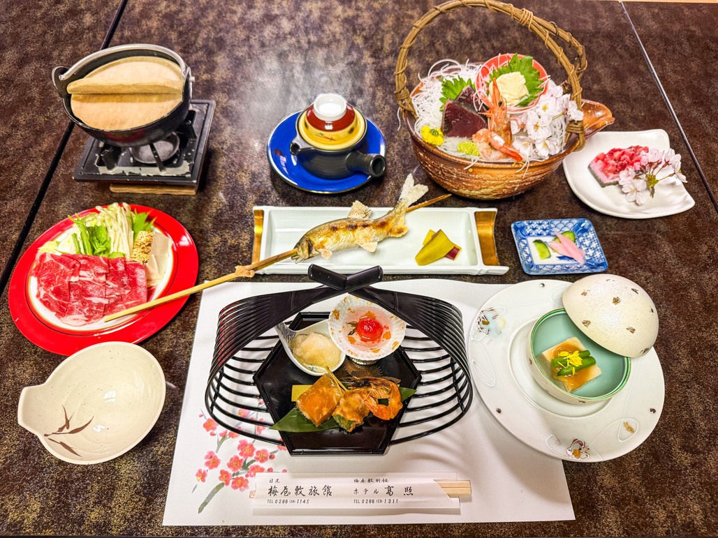 【2食付】季節の会席と和朝食◆世界遺産・日光東照宮へ徒歩10分◆森の露天風呂◆駅から無料送迎