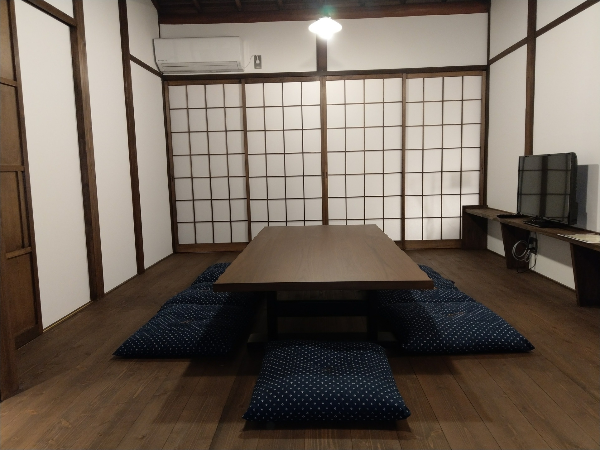 ９名宿泊でも同料金！京都観光に便利な一棟貸し切りの宿