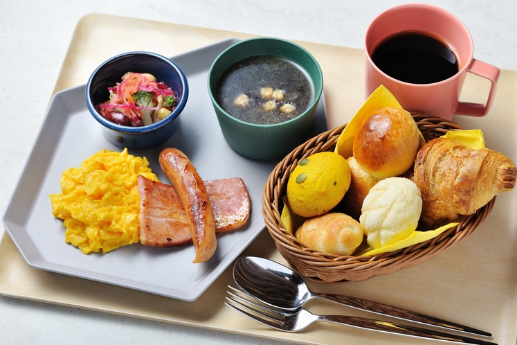 ◇朝食◇5種類のパンが楽しめるアメリカンブレックファースト