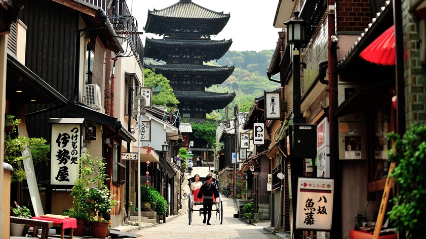 人力車で東山巡り60分付★石畳の風情ある京都の町を満喫する優雅なひととき(二食付)