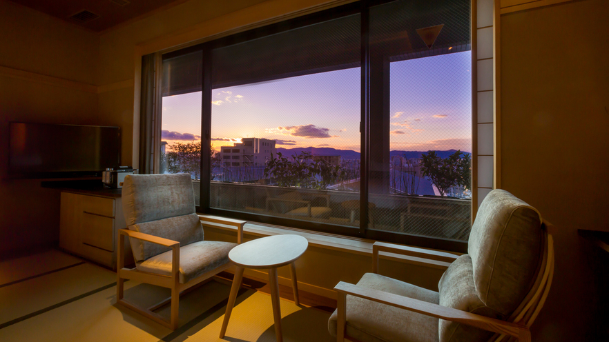 半露天風呂付和風ツイン（町並みビュー）　35平米　