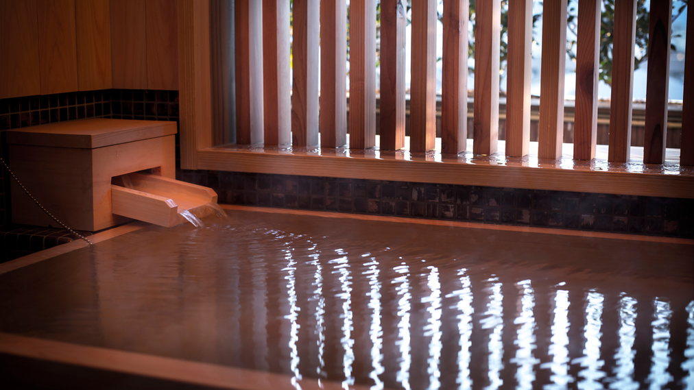 半露天風呂付和風ツイン（町並みビュー）　35平米