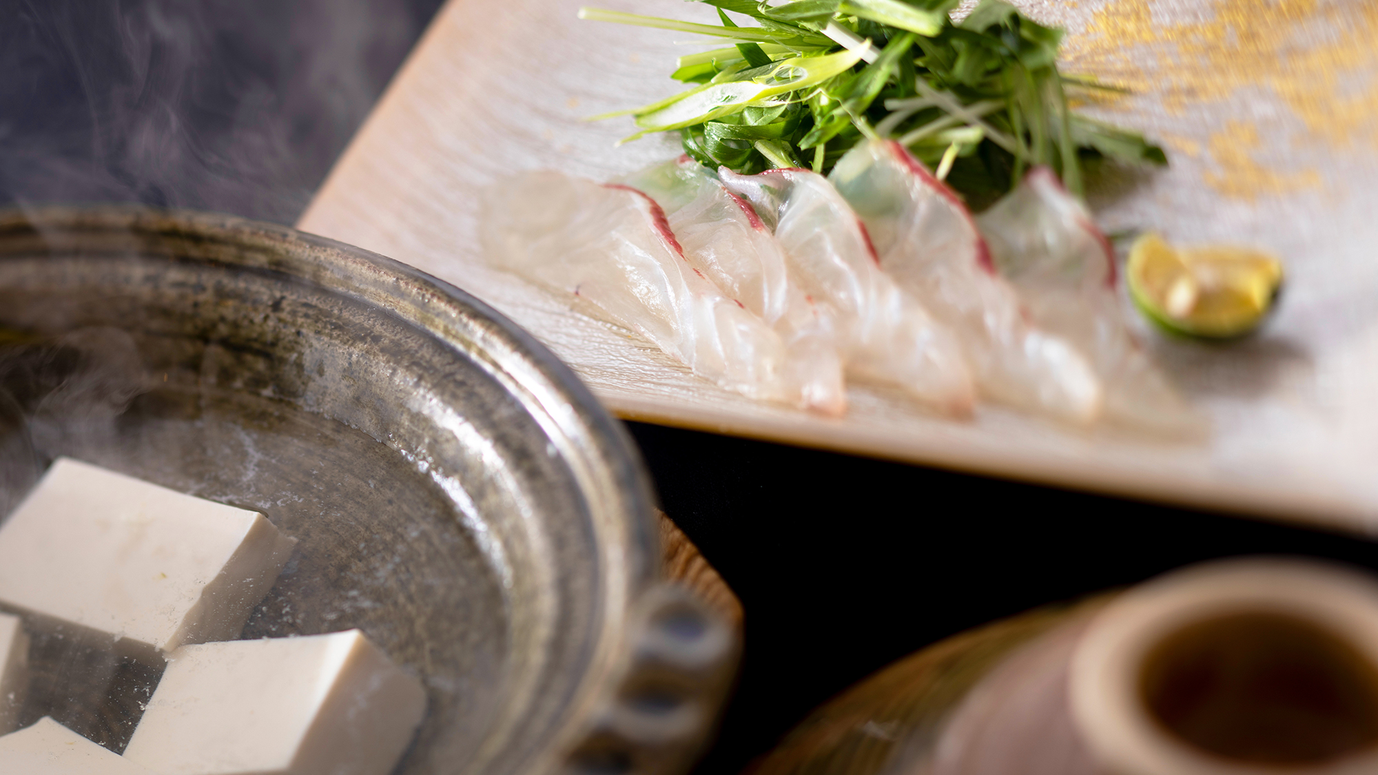 【ダイニング「清水茶寮」】京とうふ旬魚鍋懐石（明石の天然鯛のしゃぶしゃぶ／春・秋 イメージ）