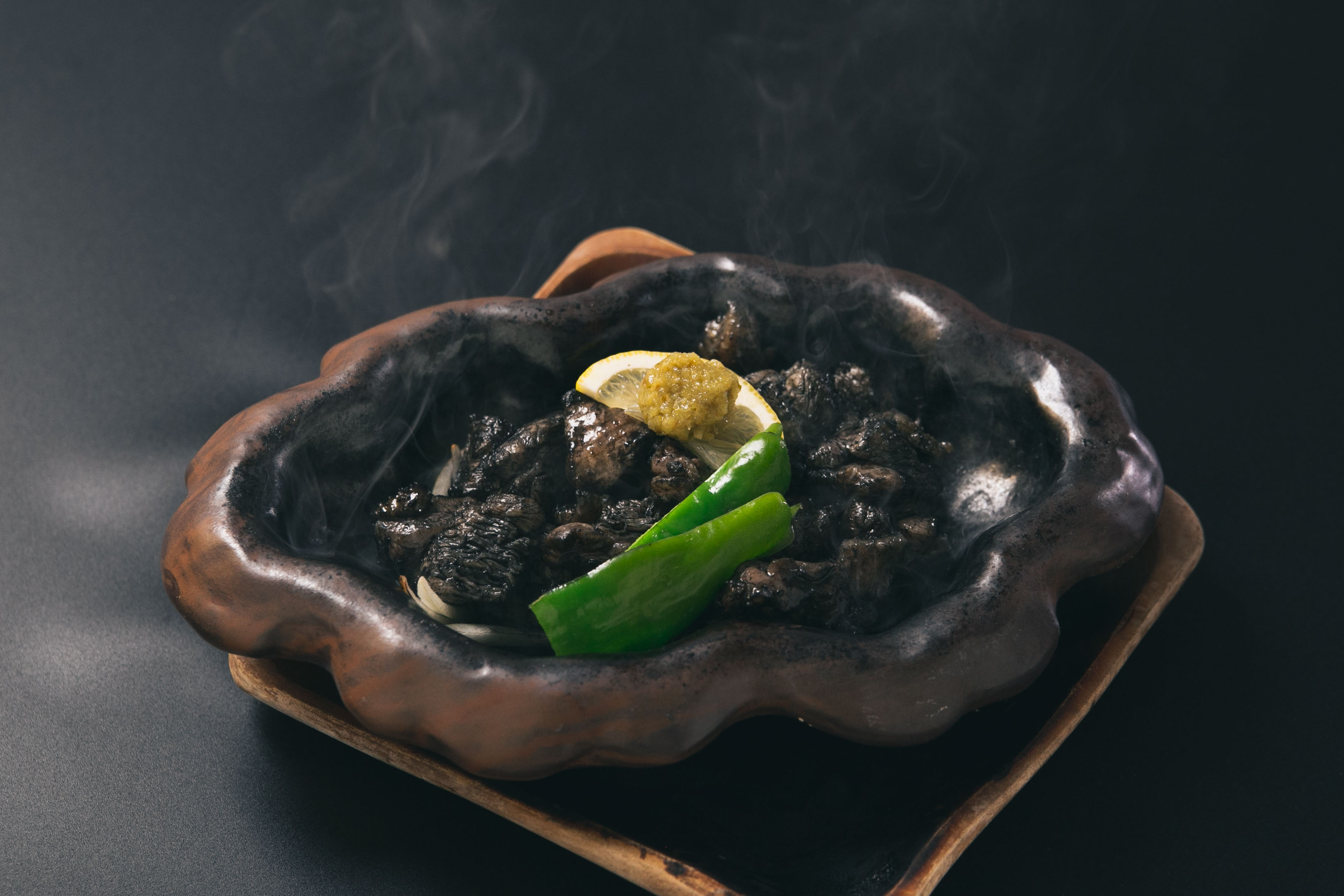 魚益　地頭鶏炭火焼
