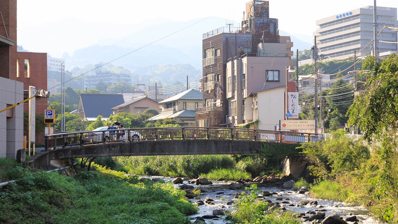 千歳川：徒歩ですぐ
