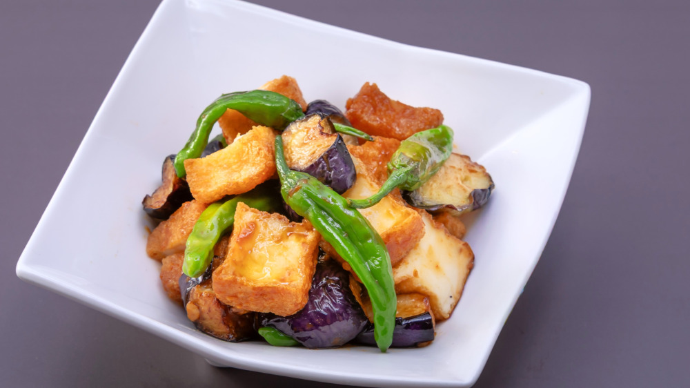 【朝食 | 秋メニュー】秋茄子と厚揚げの味噌炒め