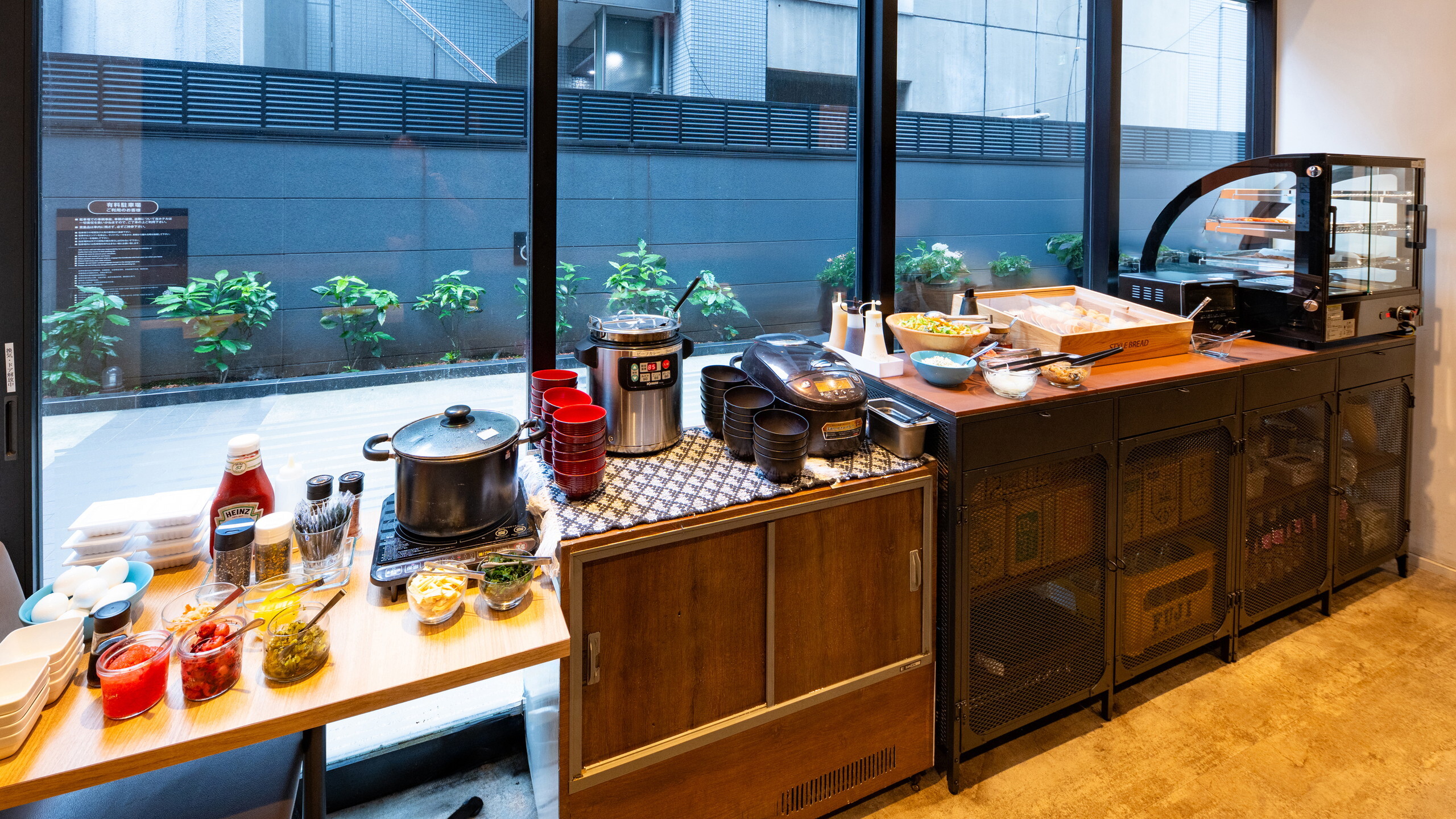 栄養満点の朝食ビュッフェです。