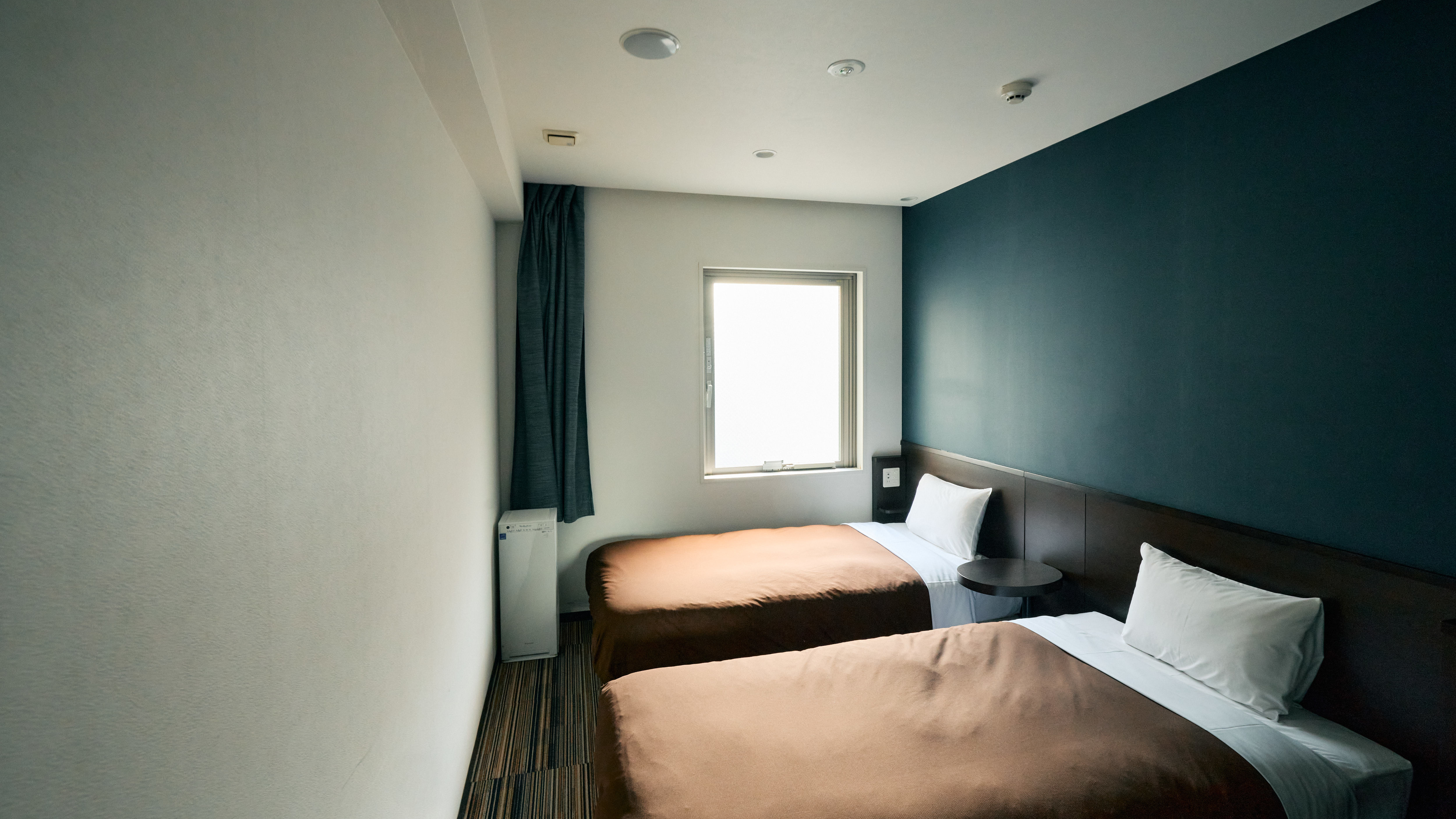 【ツインルーム】100ｃｍ幅の寝心地抜群シモンズベッド　お部屋の広さは15㎡