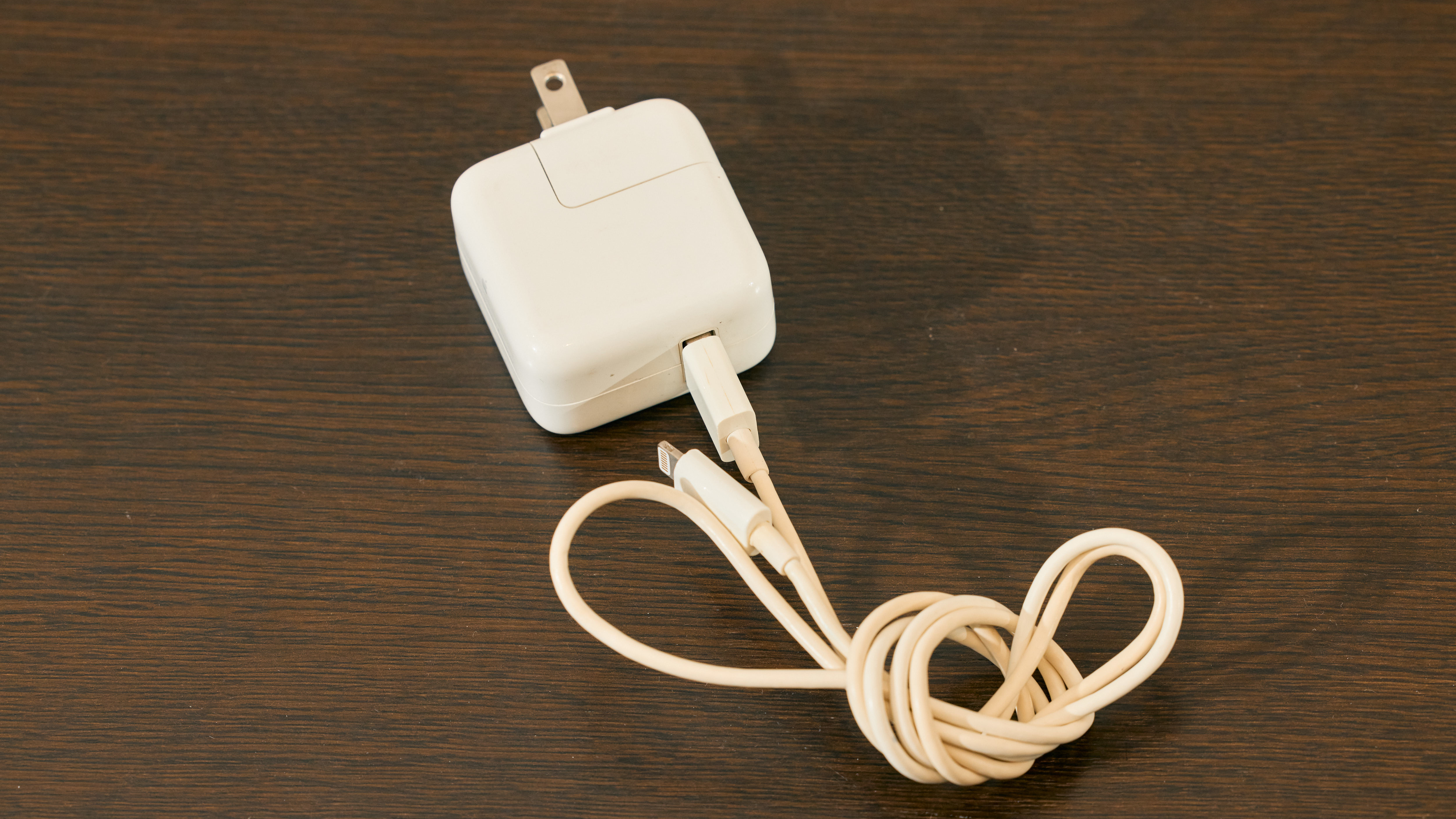 【貸出備品】充電器　ライトニング、TYPE-C等各種ご用意がございます