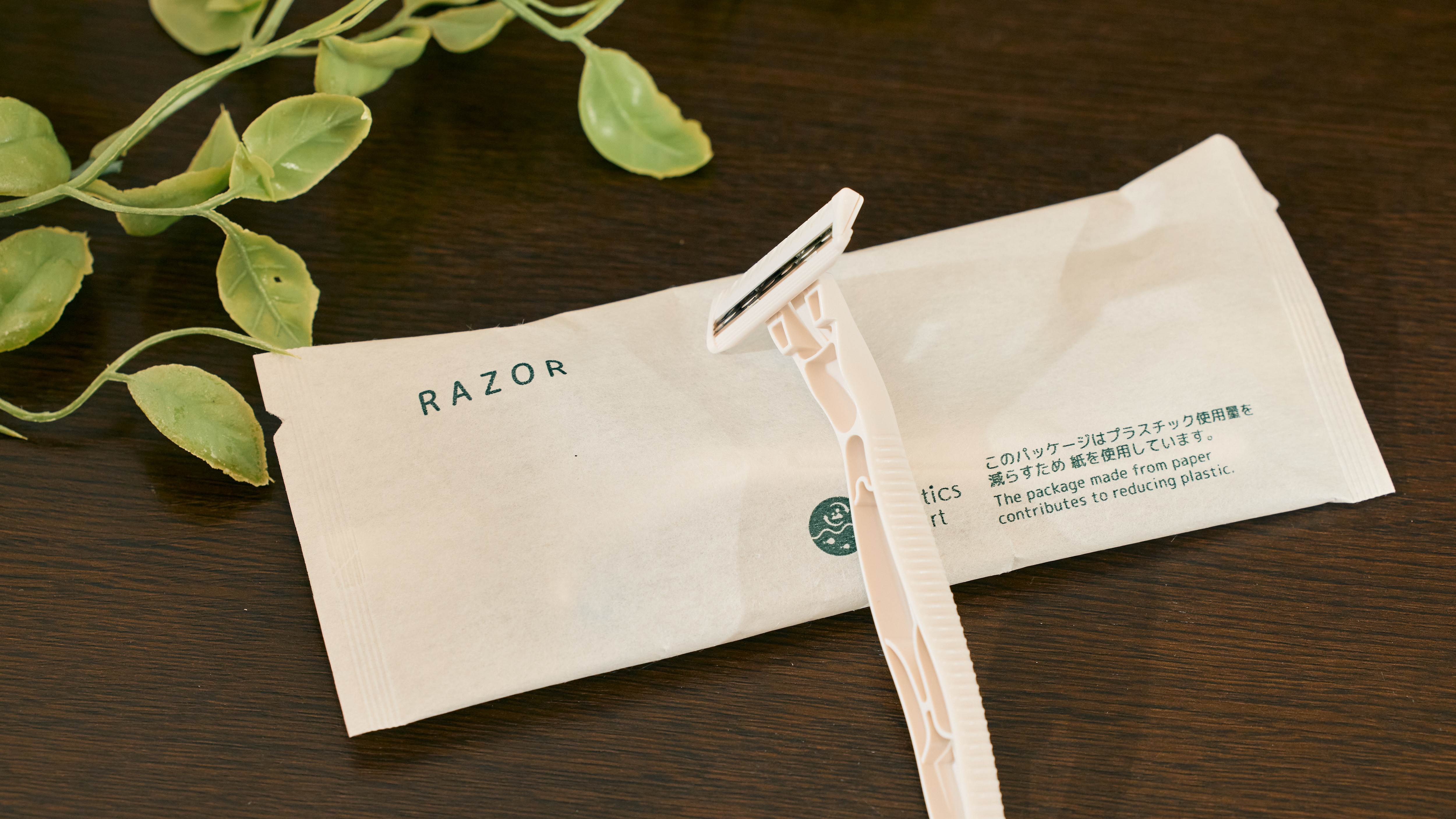 【シェーバー】3枚刃の軽量モデルです