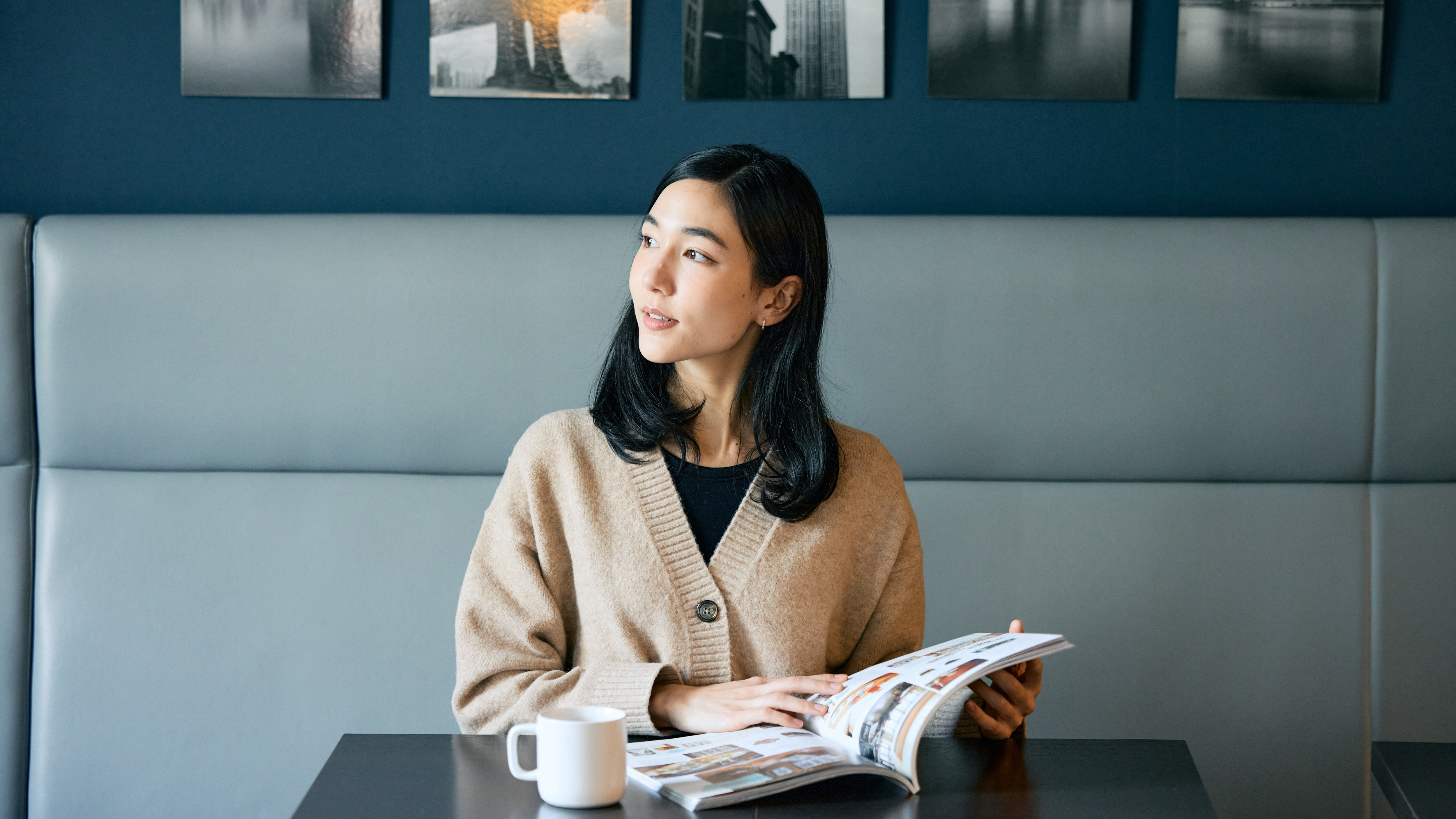 【ゲストラウンジ】ドリンクバーのご利用やデスク作業にも！　宿泊者以外の方も2時間300円でご利用可！