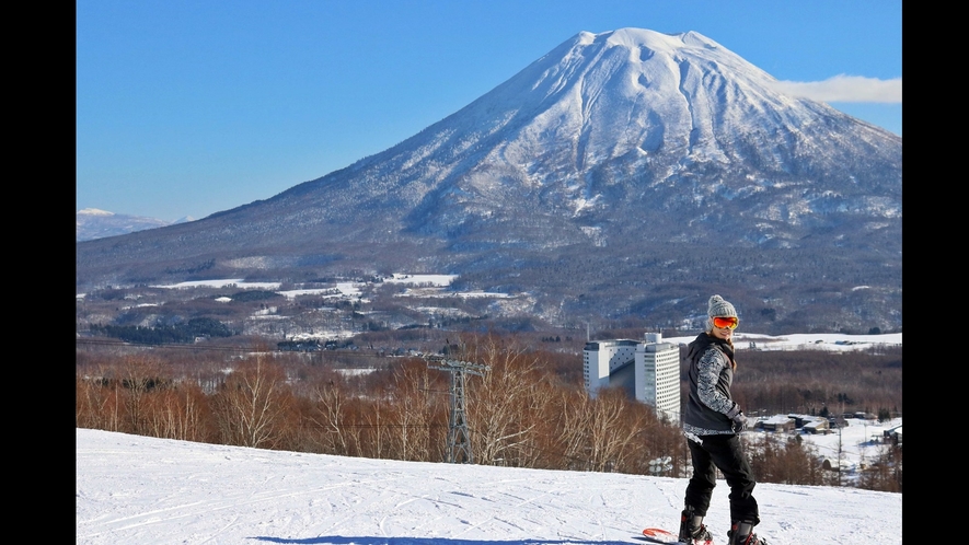 *[ニセコビレッジスキー場]景色とウィンタースポーツを楽しめる当館