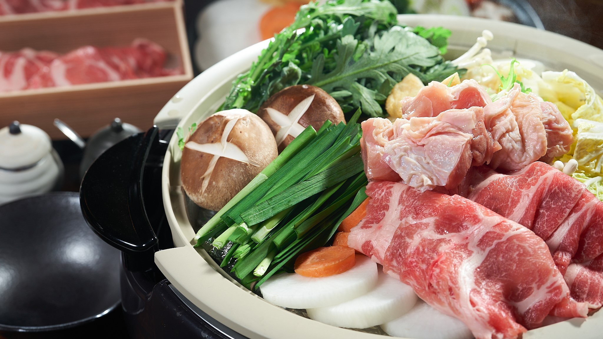 京野菜と京のもち豚＆京地鶏のお鍋イメージ