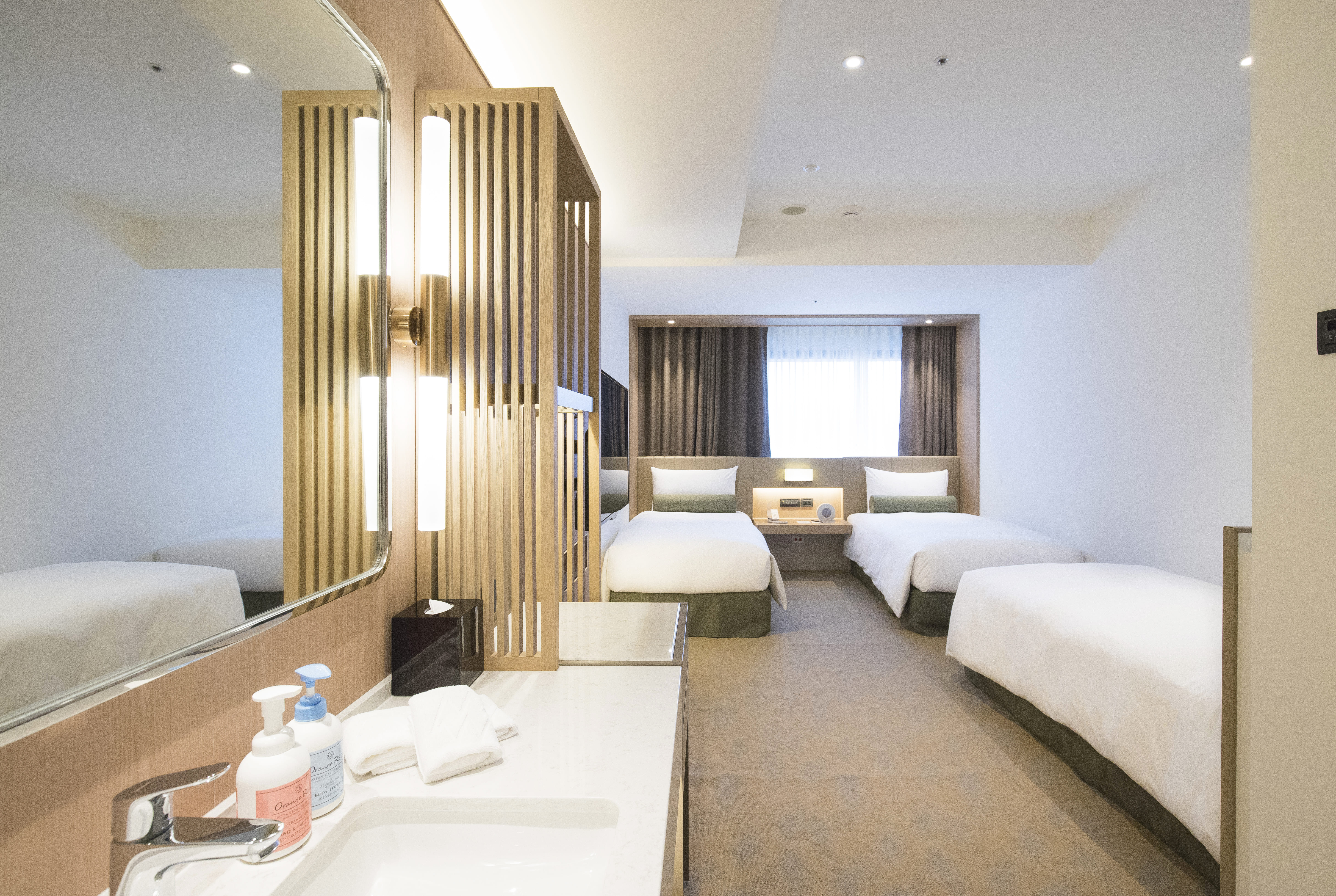 ファミリールーム（エレガント）