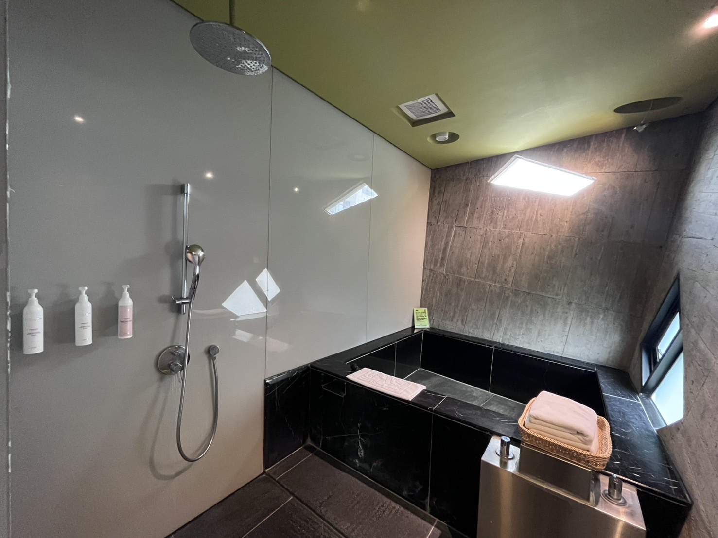 エコノミーダブルルーム（經濟雙人房）