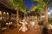 サラティップ　タイ料理レストラン　(リバーサイド) タイ舞踊は、毎日19時45よりご覧いただけます。