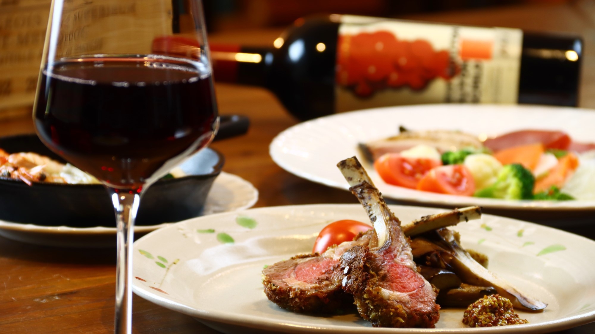 【１泊２食／初夏の基本プラン】 レンゲツツジ・ニッコウキスゲの季節 料理とワインの宿でゆったり過ごす