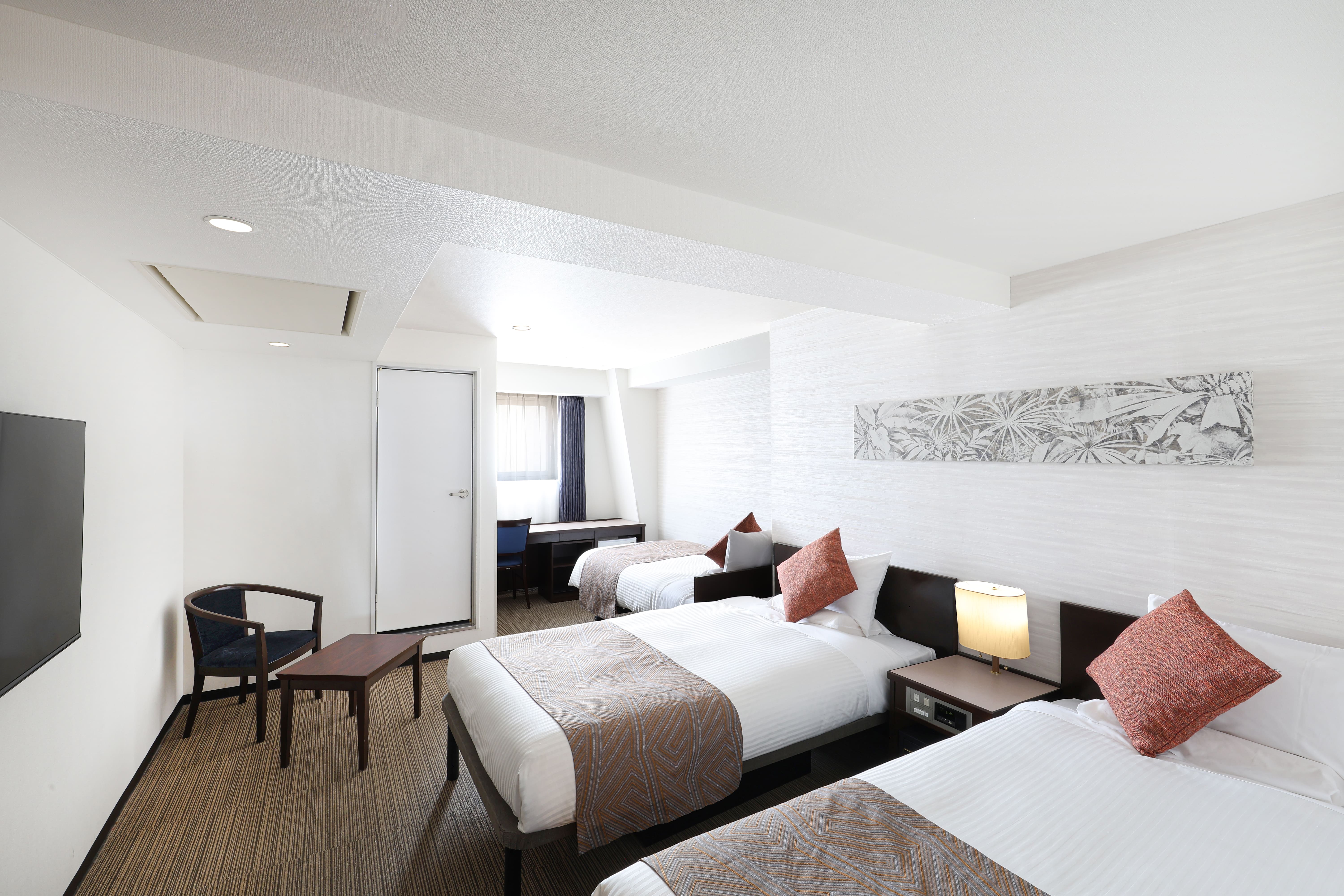 スーペリアトリプル