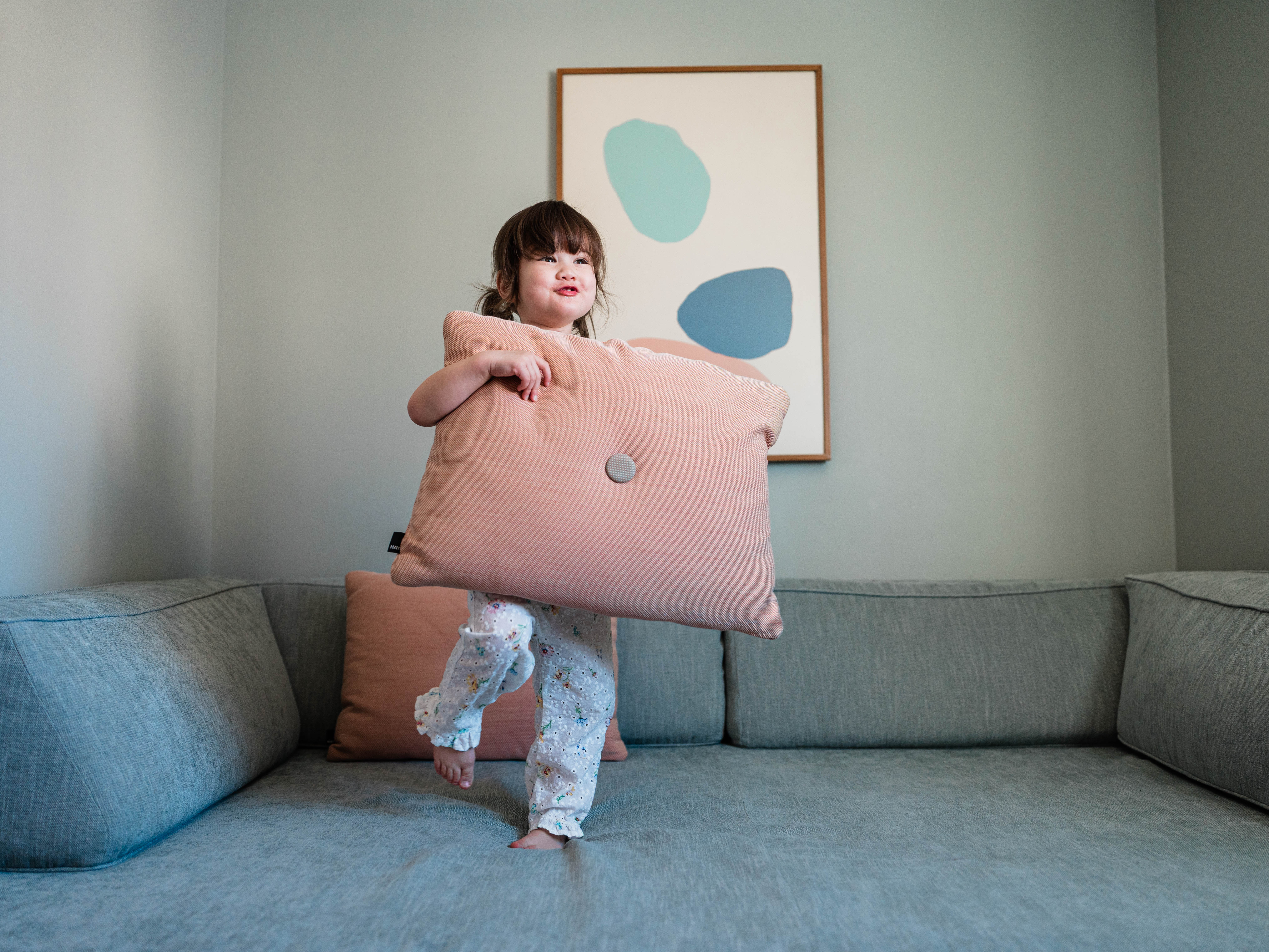 クイーンデイベッド