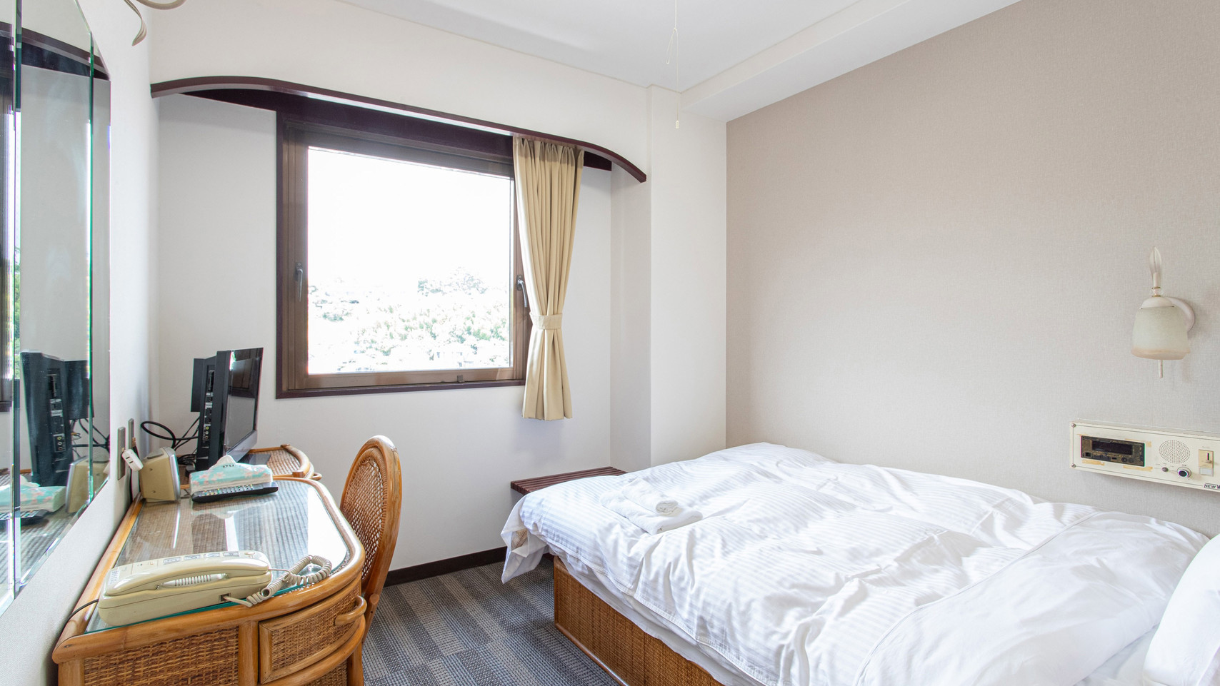 シングルルーム（シャワー・トイレ付）ＳＡ