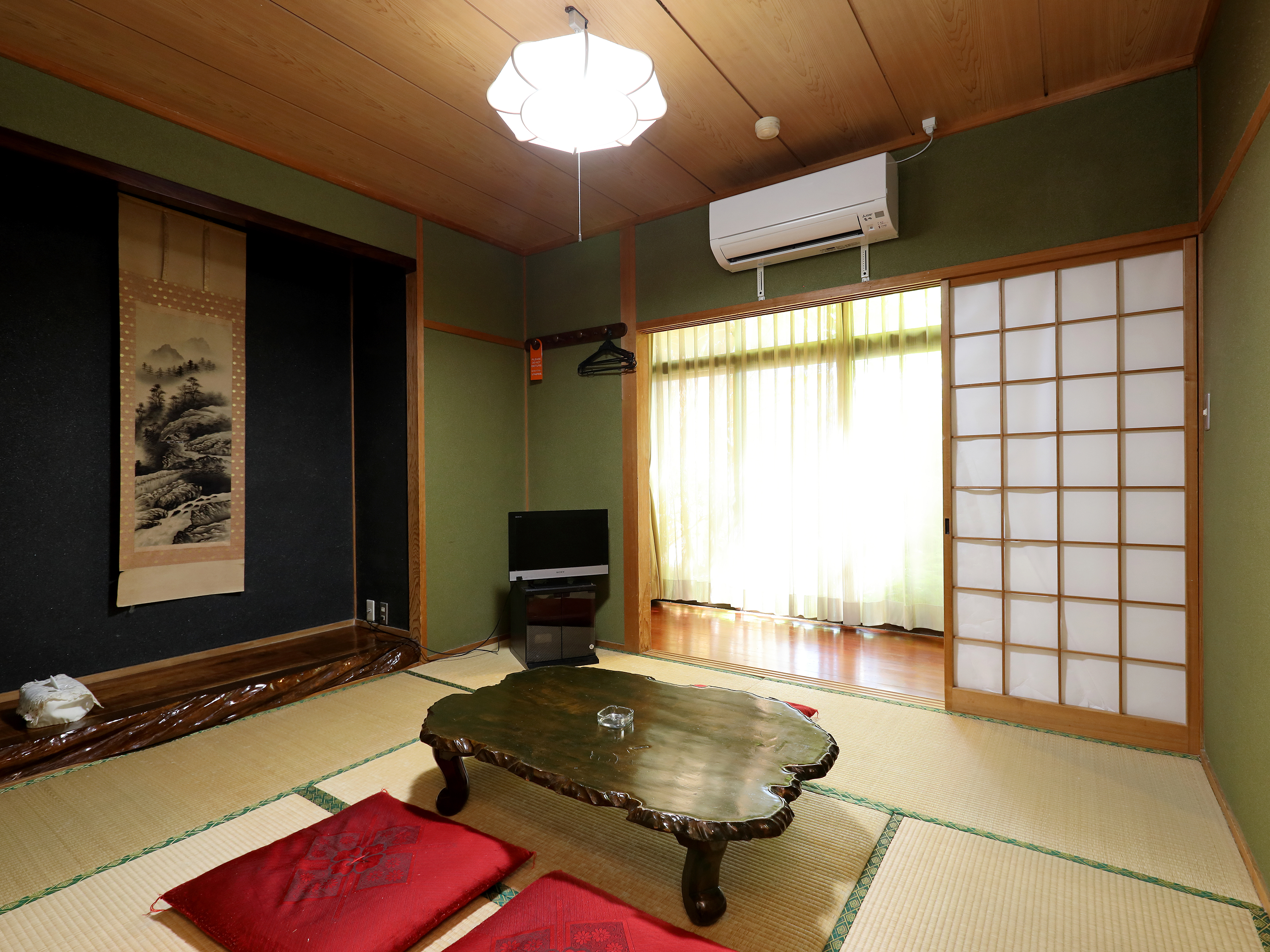 和室三人部屋