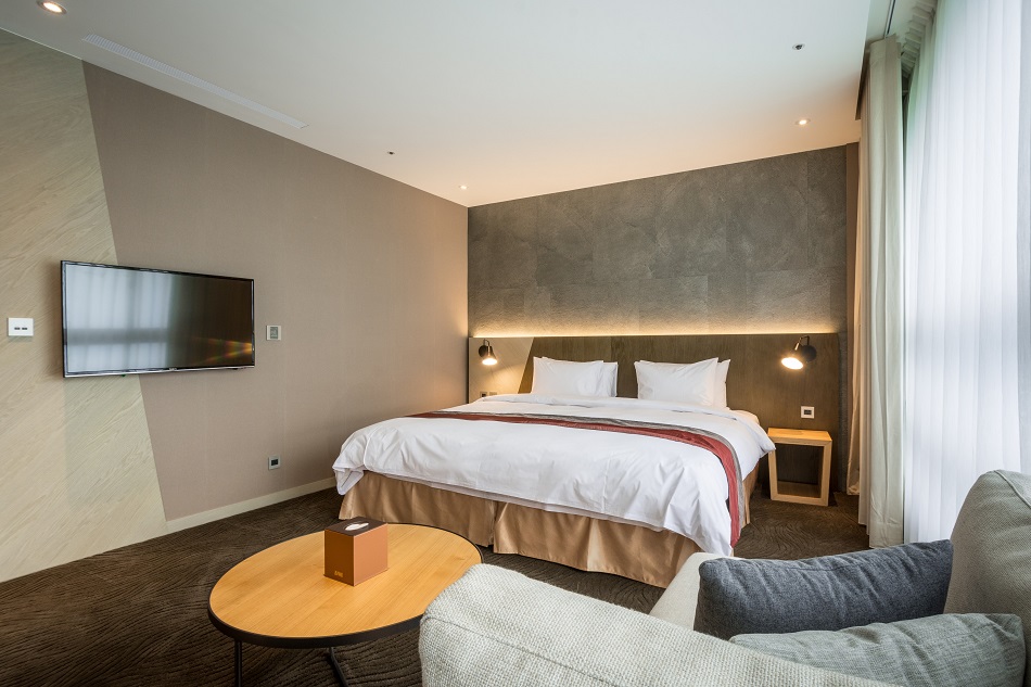 デラックスキングルーム