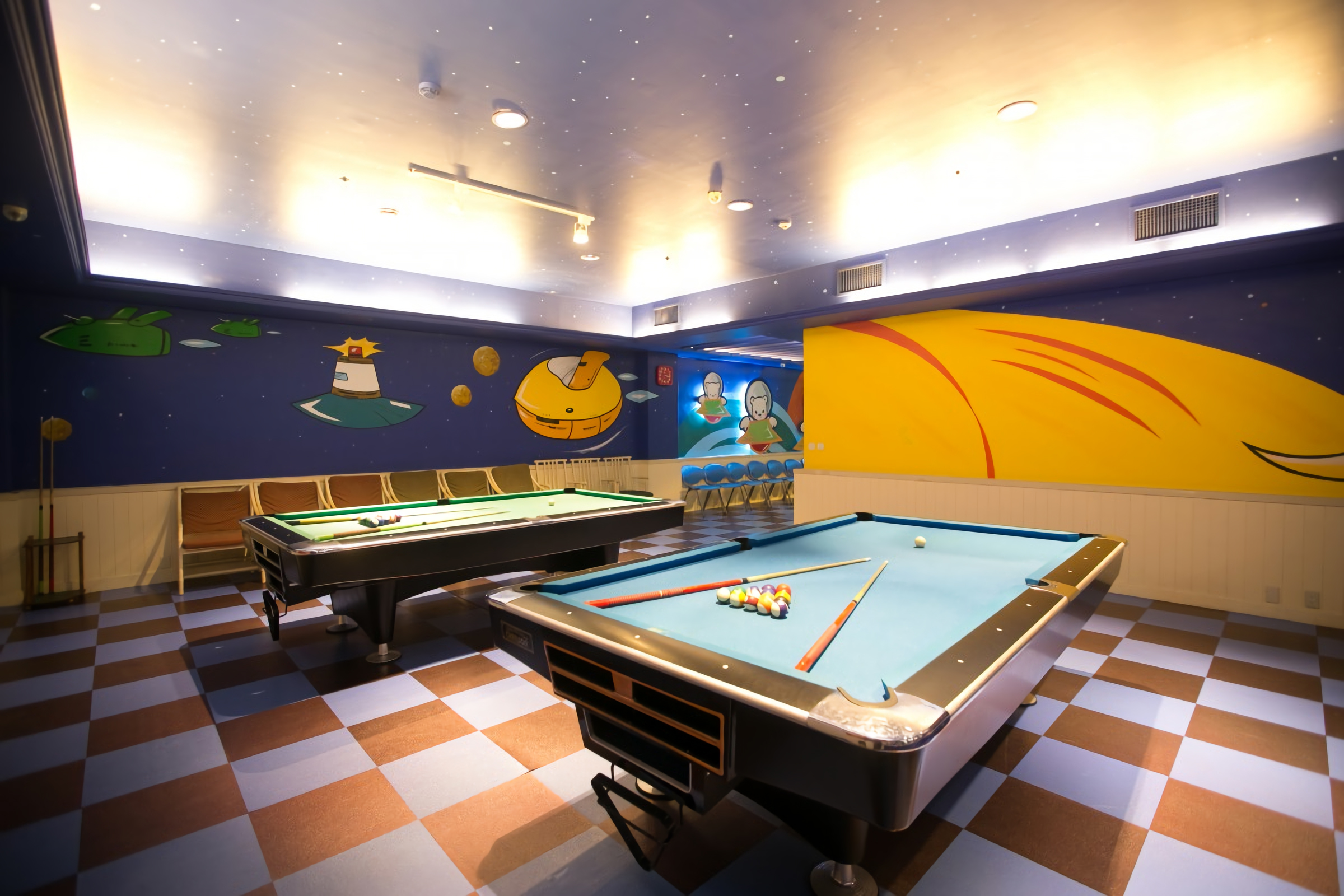 ビリアードルーム