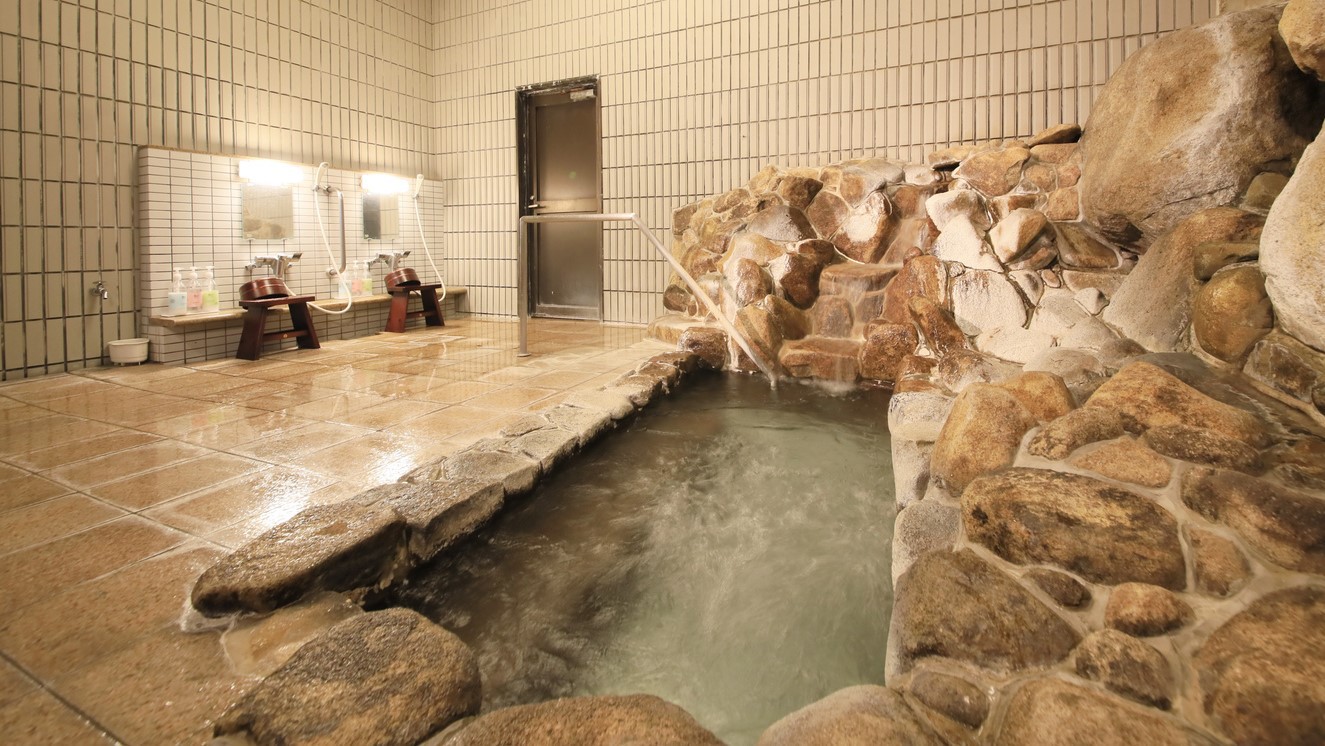 【ファミリー/グループ応援】人数が多いほどお得になるルームチャージプラン＜特選会席■月花＞