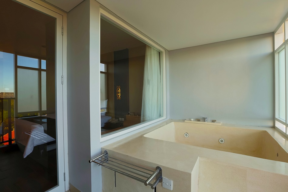 ジャグジーデラックス キング(32平米)