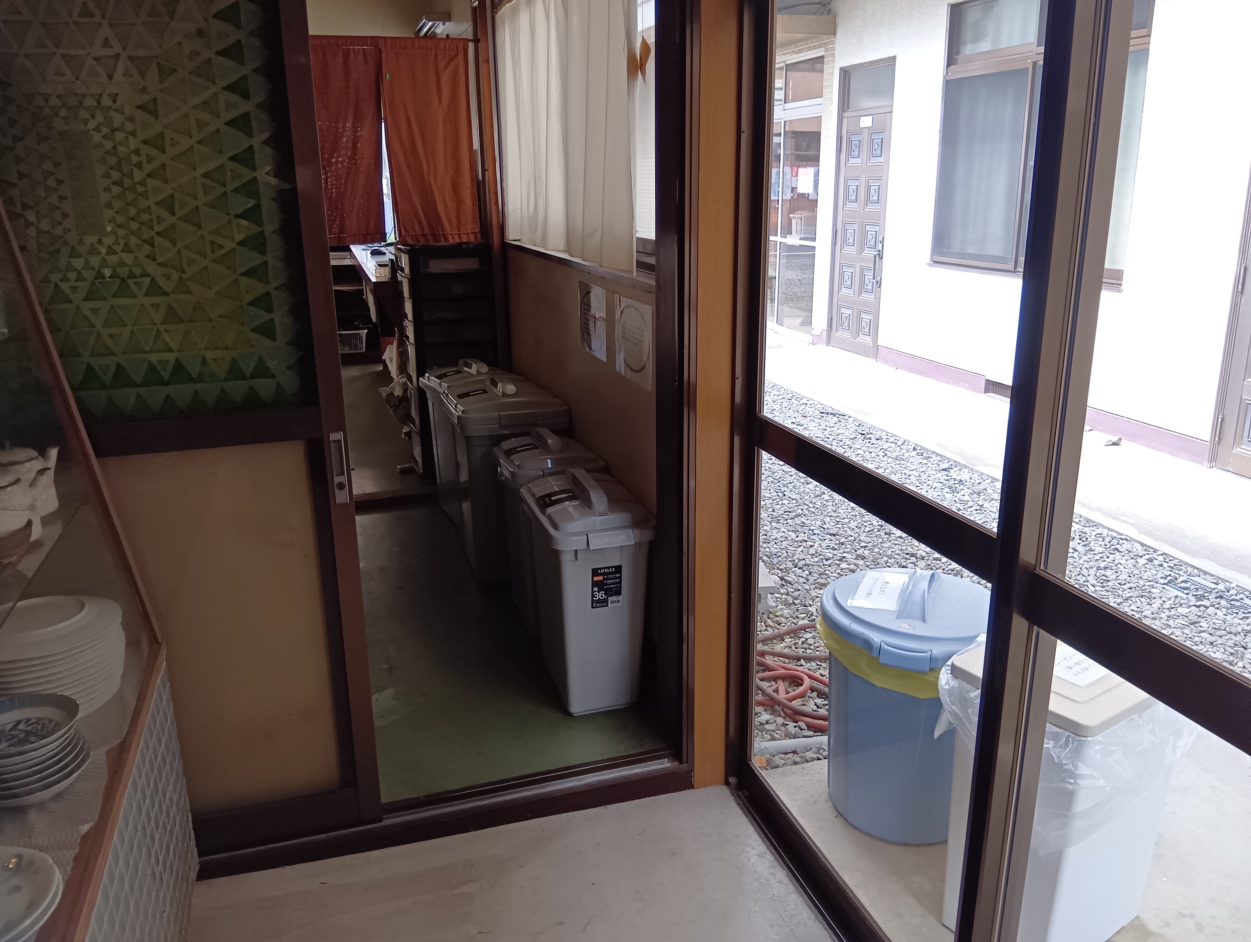 共用キッチン　ゴミ捨て場