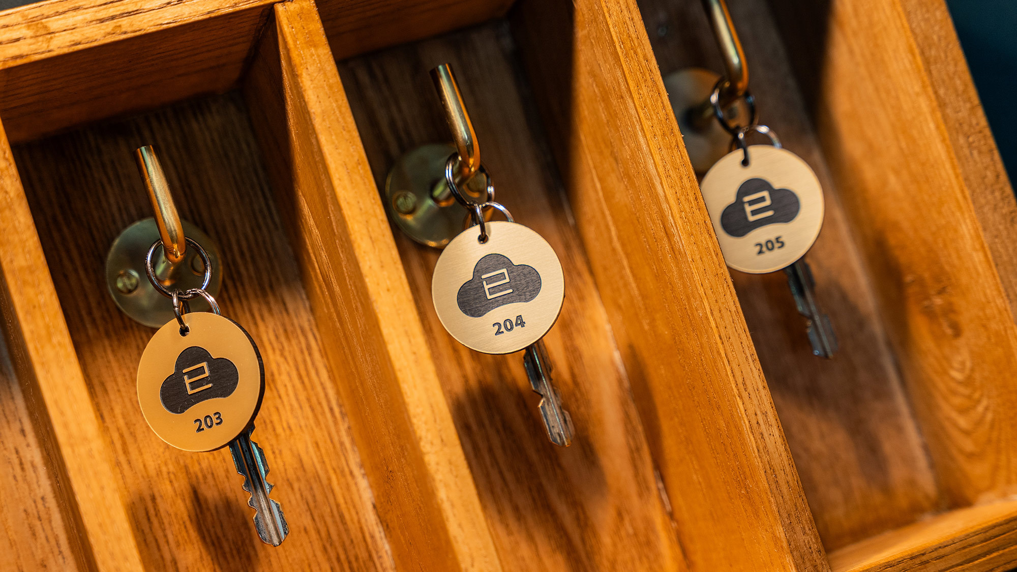 【平日限定/ビジネスおすすめ★3連泊以上でお得】草津の中心、温泉と仕事が共存する静かな隠れ宿。