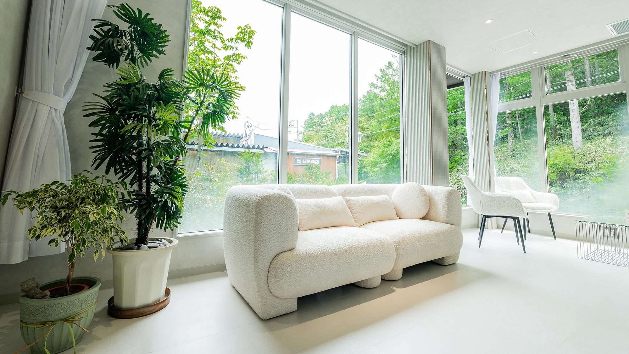 【年末年始プラン】湯畑源泉100％かけ流し。貸切風呂は何度でも無料！湯畑まで徒歩10分。