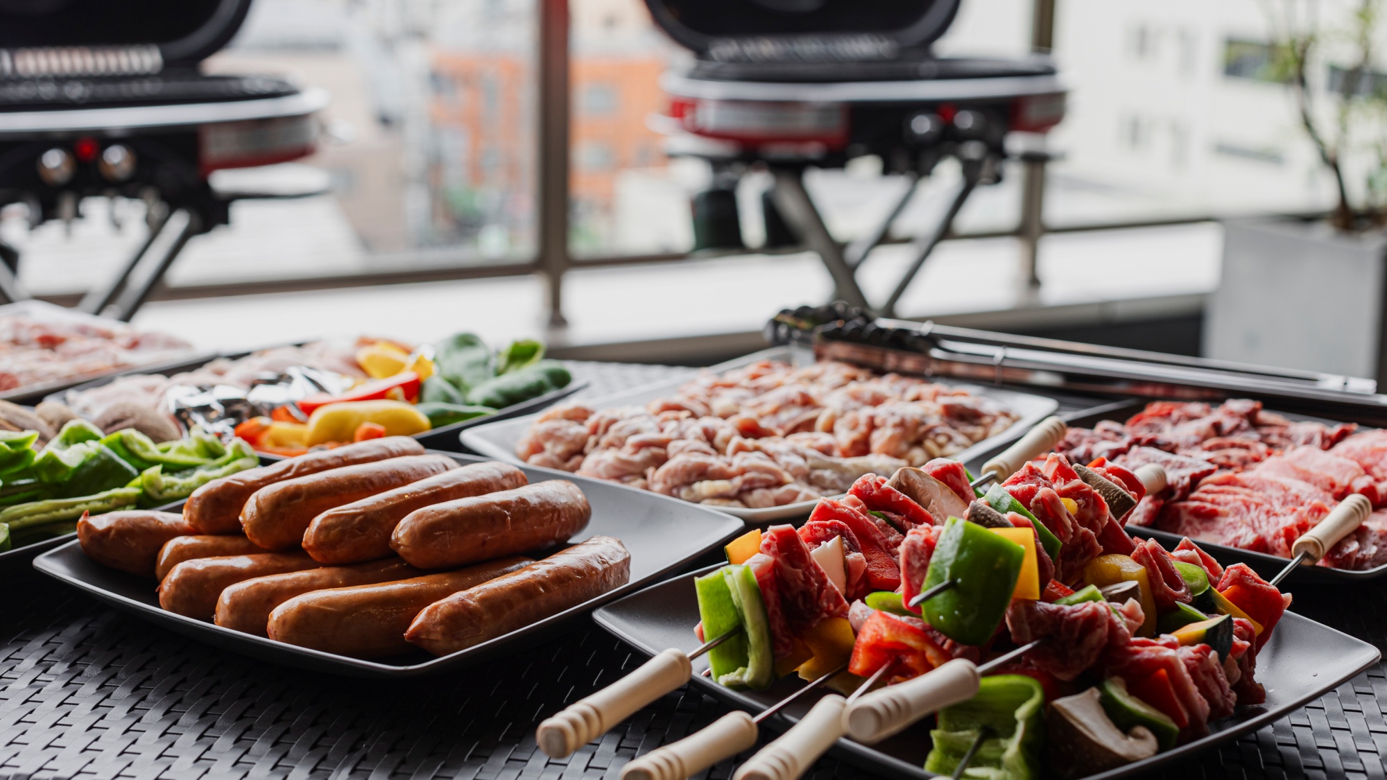 【ペントハウス／過ごし方】一例：BBQイメージです。食材はご準備お願いいたします。