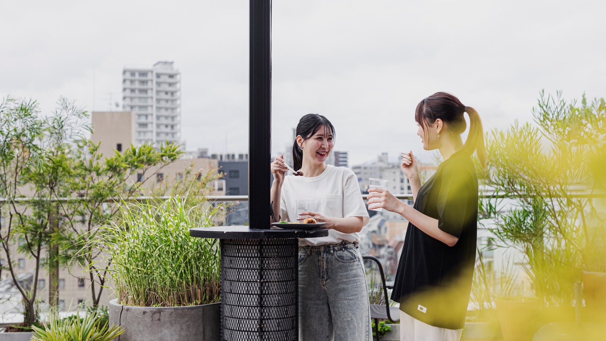 【屋上スペース】飲み物片手に、仲間との話に花を咲かせませんか？