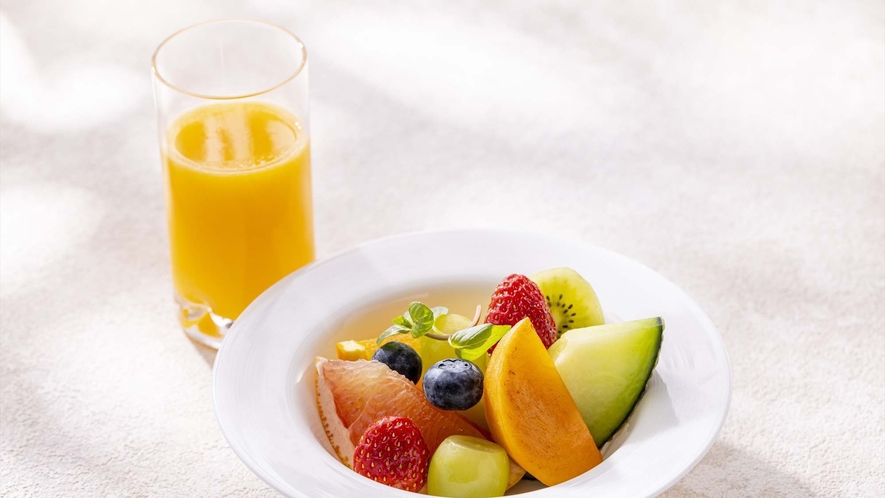 ◆ご朝食一例｜フルーツ＆フレッシュジュース