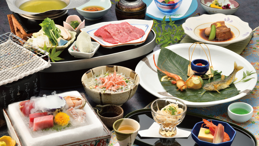夕食グレードアップ！季節のこだわり会席料理プラン　夕・朝食付き