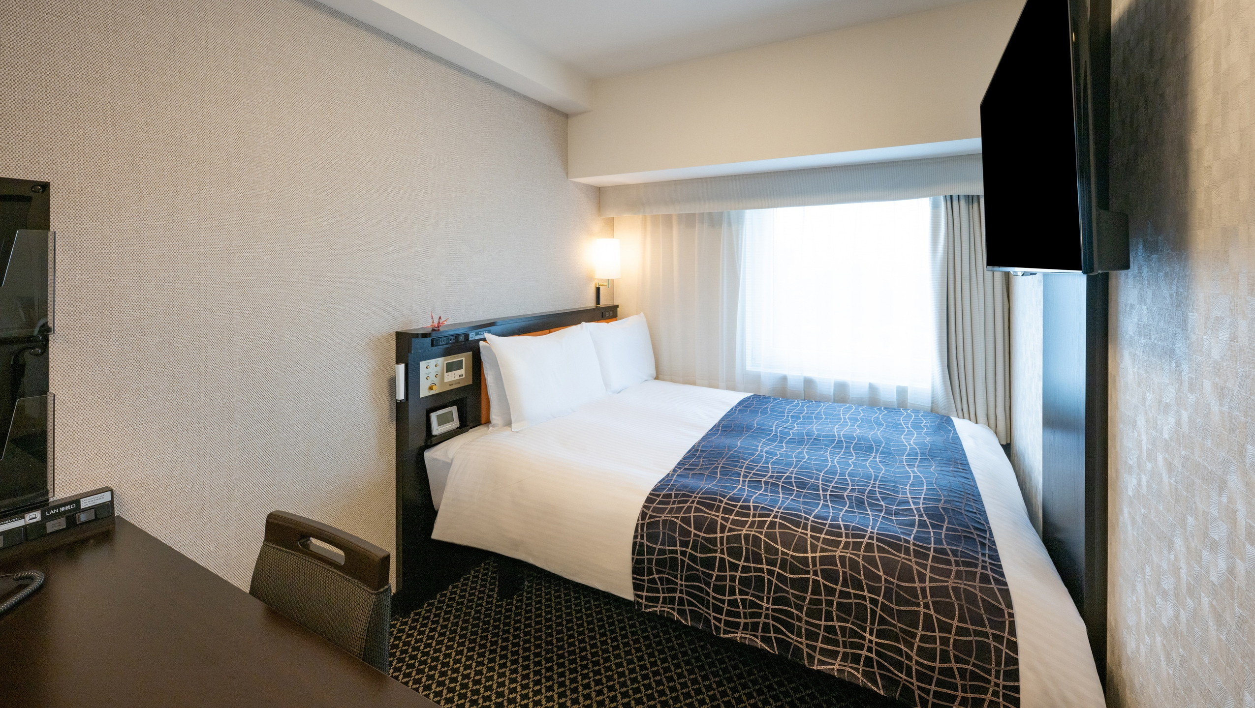 セミダブルルーム