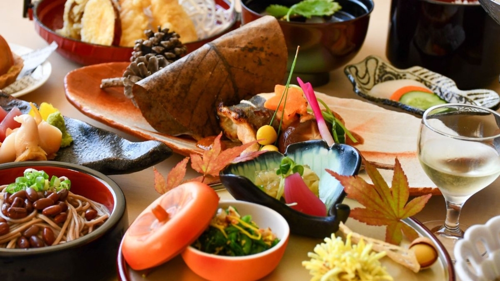 【郷土会席】しまねの旬彩で綴る秋の美食時間〜選べるスイーツ付き〜