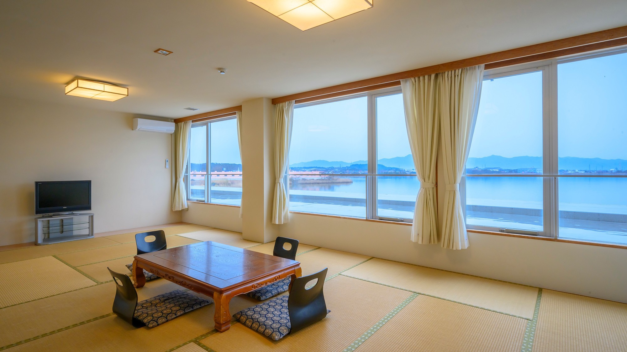 【素泊まり★ファミリープラン】元気いっぱい島根観光しておいで♪レイクビュー和室確約でゆったり♪